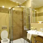 Wellness Zlata Lipa 데친